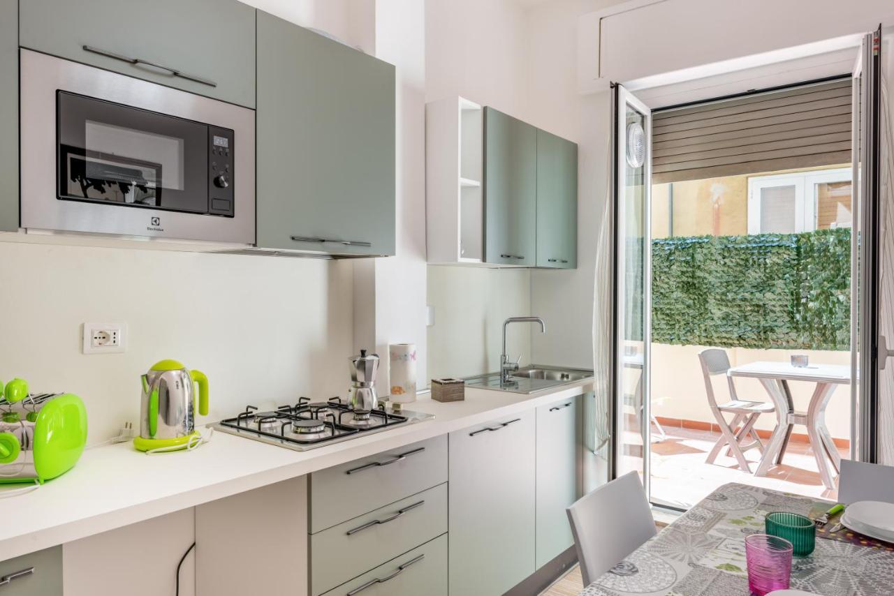 New Apt! 1Km From Central Station 'La Spezia' Exteriör bild